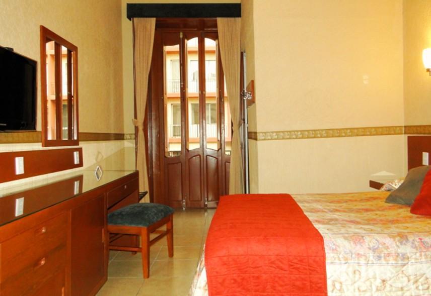 גואדלחארה Hotel Posada Regis מראה חיצוני תמונה