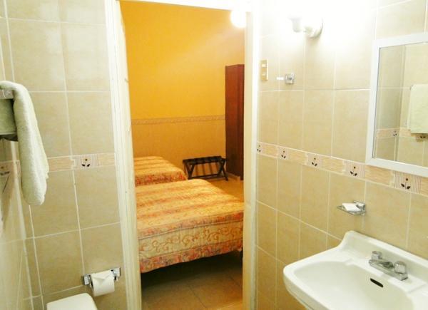 גואדלחארה Hotel Posada Regis מראה חיצוני תמונה
