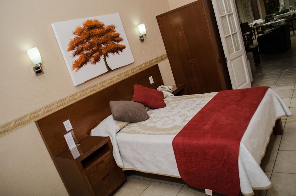 גואדלחארה Hotel Posada Regis מראה חיצוני תמונה