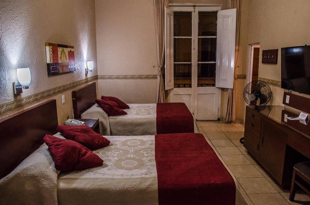 גואדלחארה Hotel Posada Regis מראה חיצוני תמונה